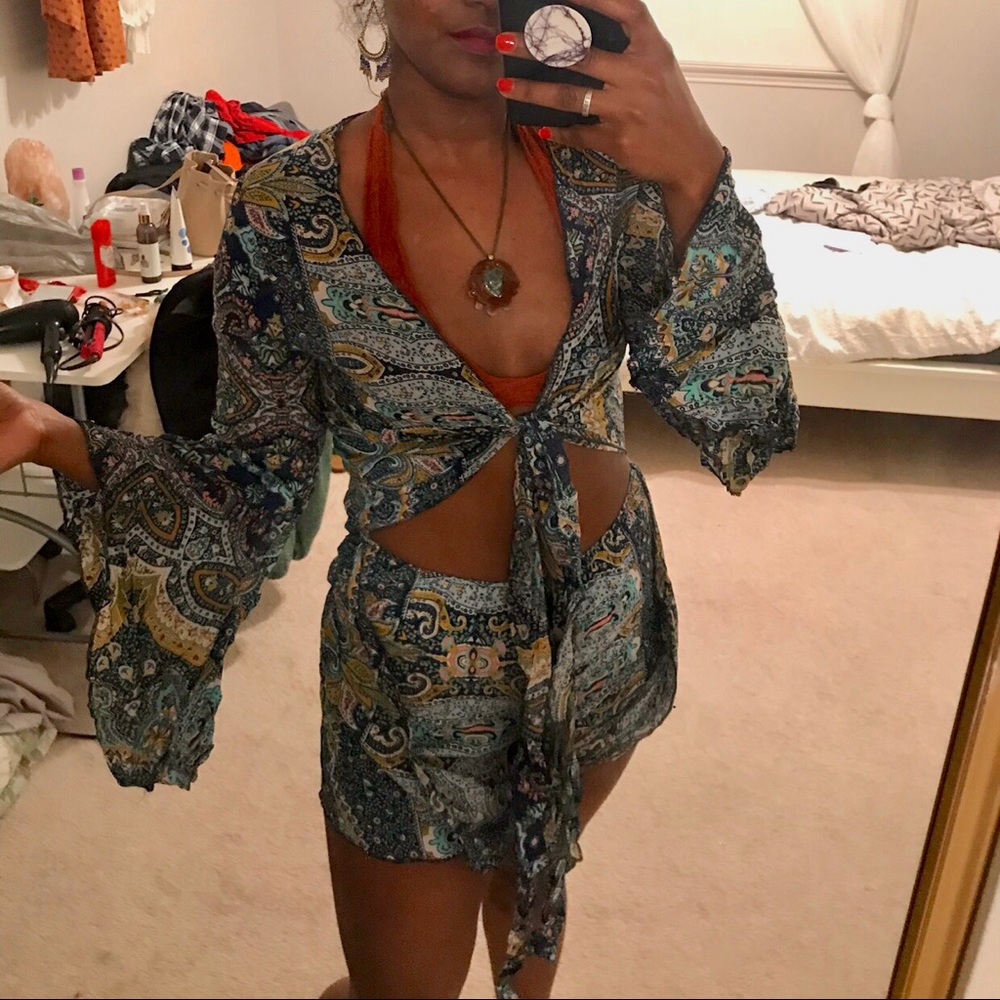 Romper with Long Sleeves (M/L)